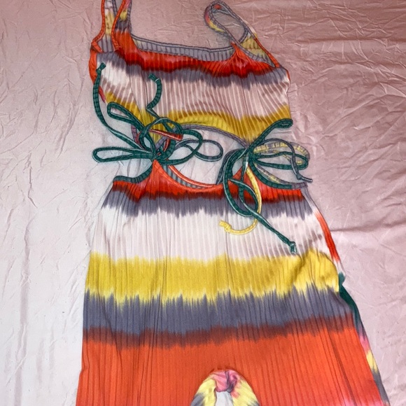 Multi color jumpsuit - Picture 3 of 3